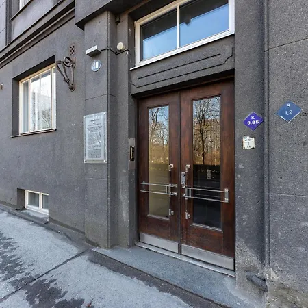 Apartment Elegance In The Heart Of - 150 M2 Luxurious With 4 Large Bedrooms!